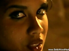 Bollywood Swinger and Seductress Bollywood Swinger and Seductress