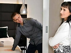 That GILF Only Wants The Large Dinky From A Young Man That GILF Only Wants The Large Dinky From A Young Man