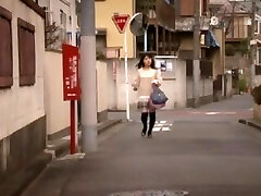 ASHIDA Tomoko 芦田知子 おじさん嫌いだけどおじさんの太いち◯ぽが大好きなロリ可愛い女の子