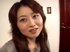 Japanese Housewife Gives a Specific Oral Job-Stimulation (Uncensored)