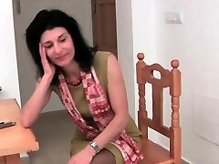 Grandma can't fight back her addiction to orgasm