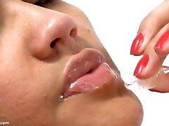 Body Exploration of Teenie with Closeups