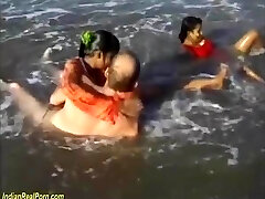 indian sex romp on the beach
