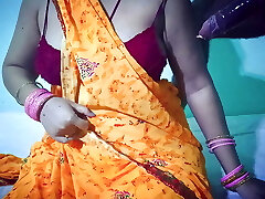 Indian hot Juicy cootchie housewife got fucked by her neighbour