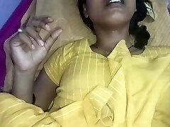 деревенскую верджинскую девушку жестко трахнул парень четкое аудио на хинди darty talk