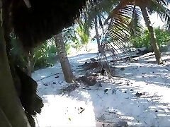 Public hookup on Mexican Beach, Sperm eating, without condom