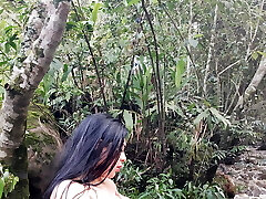 Antonella boinks a stranger in the river