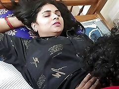 Shirt and lungi removal and underwear only ass lick and bra-stuffers kiss steaming romance of Vaishnavy and Sharun Raj, Mallu hot duo