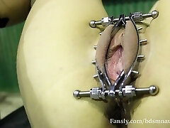 He puts a labia pinch in my fuckbox and plays with it. I's winter, I'm bearing the cold ( BdsmNaughtyGirl )
