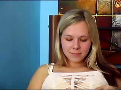 Hot Platinum-blonde webcam girl