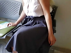Assistant Is Showered With Urinate In The Bathroom Of A Dental Office