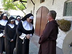 Nun loves ravage outdoor
