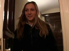 Meinst du ich darf ihn mal reinstecken ? Gerade 18 Nubile Meinst du ich darf ihn mal reinstecken ? Gerade 18 Nubile