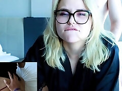 Blonde Teen Loves Sucking Big Cock For A Messy Facial Blonde Teen Loves Sucking Big Cock For A Messy Facial