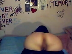 Girlfriend masturbating and showing her ass - negrofloripa