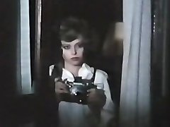 Dwie kobiety-szpiedzy z kwiatowym majtki (1979) cały film