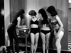 Ladies Workout Old School
