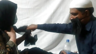 Pakistani Thurki BABA ji Fucked again lady, who came to him for plead Pakistani Thurki BABA ji Fucked again lady, who came to him for plead