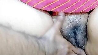 Sangeeta getting body massage from his maid in Telugu audio (glamour)