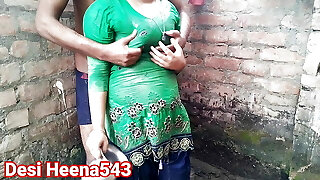 Desi Bhabhi outdoor Hard-core Doggy style harcore fuck in clear voice 