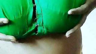 Indian hot beautiful aunty Indian hot beautiful aunty