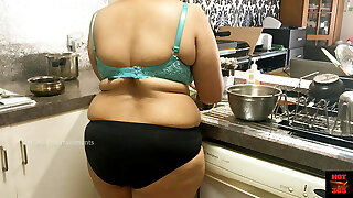 Big milk cans Bhabhi in the Kitchen wearing panties and bra