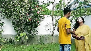 Indian Super Hot Bhabhi Sex with Unknown Young Boy! Plz Cum Inside
