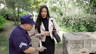 Dressed like a police officer man finds two foreign girls to have romp with