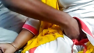 Bhabhi ko khet me choda in clear hindi voice