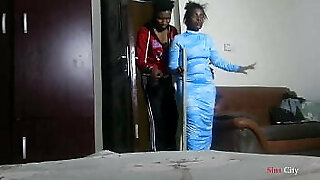 My step mommy is blind, doesn'_t know she'_s saucy too