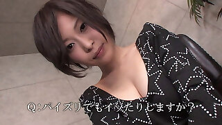 Asiatisches Teenage spritzt beim ficken ab