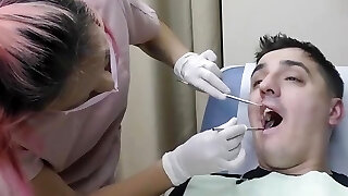 加拿大只在GuysGoneGynocom上获得卫生员Channy Crossfire的牙科检查！