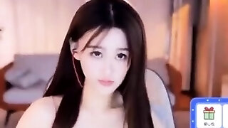 Asian massage babe sucks and jerks beefstick hard after massage