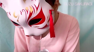 極太t゙ィルドをノーハンドで自分から唾液イマラチオする変態女子大生 - Suzu Sakuragi