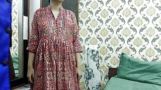 Beautiful Indian Bhabhi Having Hot and Romantic Romp. Desi Bhabhi Ki Chudai. Molten Indian Cougar Fucking Hard in All Positions.