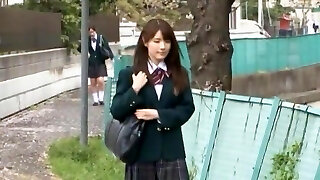 School Femmes Wearing Diapers