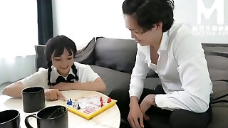 College Girl is invited to her boyfriends place for a romantic meeting College Girl is invited to her boyfriends place for a romantic meeting