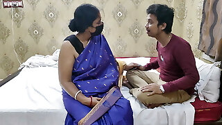 Indian Sizzling Stepmom Got Caught While Taking To Her Boyfriend By Stepson hard fuck Indian Sizzling Stepmom Got Caught While Taking To Her Boyfriend By Stepson hard fuck