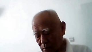 Chat with  chinese older couple