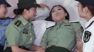 女兵宿舍的故事，中文女同丝袜Bondage & Discipline