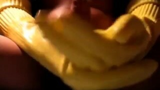 gummihandschuh fetisch