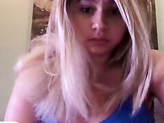 sexy blonde Vanilla Faith Ardalan plays salope twitter her pussy