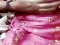 videos calientes de bhabhi llamando al show de dedos en el coño y la paja del marido