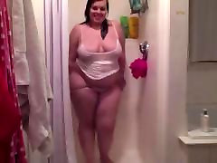 Sexy BBW Stripping in the shower - CassianoBR