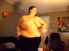 Fat wife playing gals and boy dance - CassianoBR