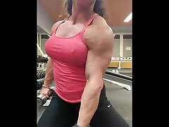 I know you love pretty muscle girls