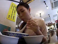 Can You Catch A Solo Ramen Lady By Picking Her Up In A Restaurant? Sara 23 Is A Office Worker