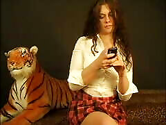 I&039;m Irina a brunette cam foot feetish high heels with a shaved pussy and today