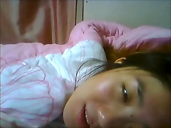 Koreanischen Schlampe Yein Jeong masturbates vor der webcam 10