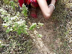 Cute bhabhi sexy????red saree outdoor cherie deville pays debt video